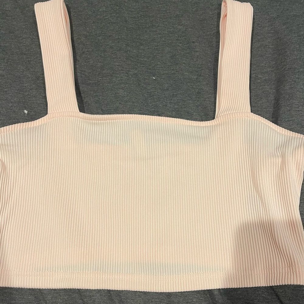 H&M pink crop top